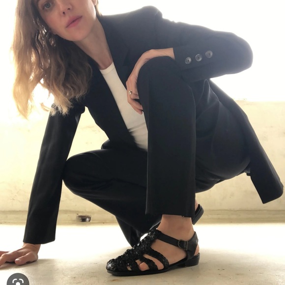 Deltan
Abbey Leather Fisherman Flats - Picture 7 of 16